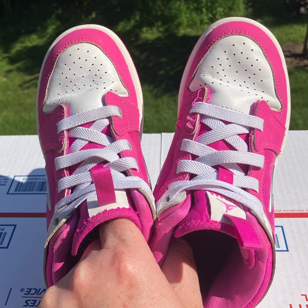 Jordan 1 Mid RM EasyOn “Fire Pink White” (PS) Sz 13c 100% Authentic - Picture 7 of 11